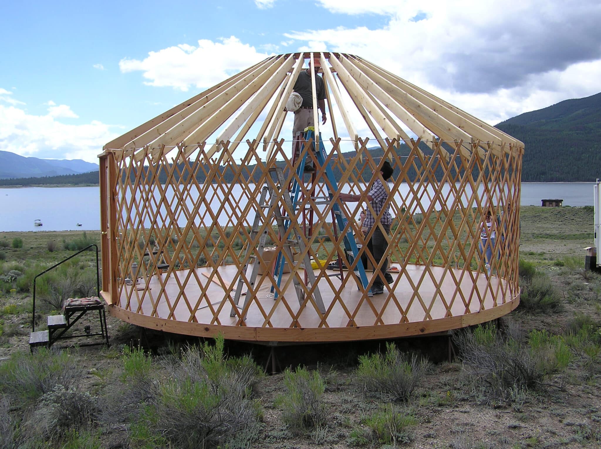 Yurt Nerds: What’s Involved in a Yurt Project?